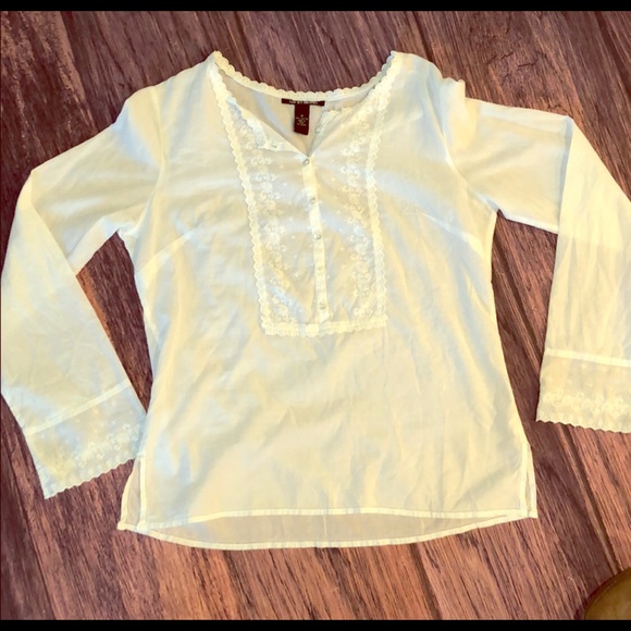 Lucky Brand Tops - Lucky Brand long sleeve lace collar/cuffs